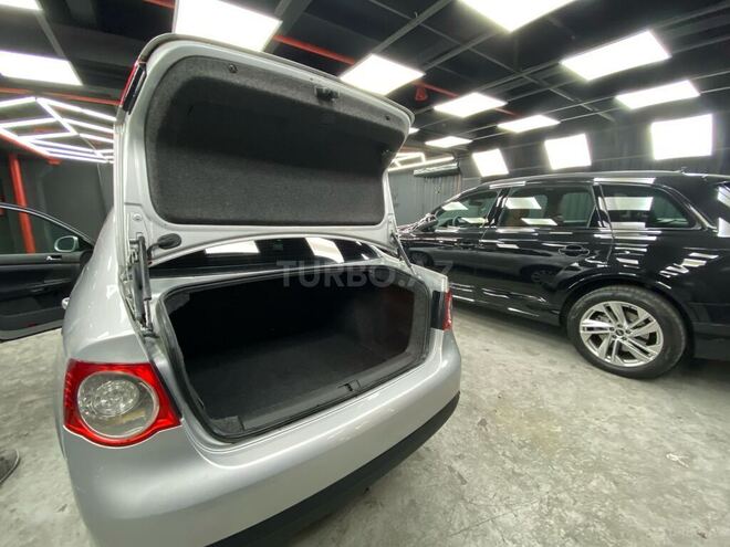 Volkswagen Jetta 2009, 322,000 km - 1.6 l - Bakı