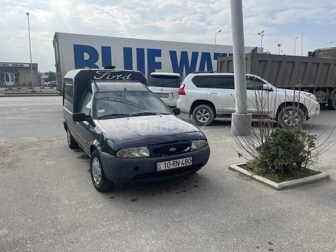 Ford Courier 1996, 262,760 km - 1.8 l - Bakı