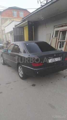 Mercedes C 200 1996, 350,000 km - 2.0 l - Quba