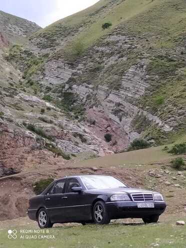 Mercedes C 200 1996, 350,000 km - 2.0 l - Quba