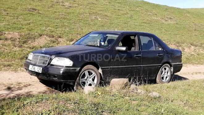 Mercedes C 200 1996, 350,000 km - 2.0 l - Quba