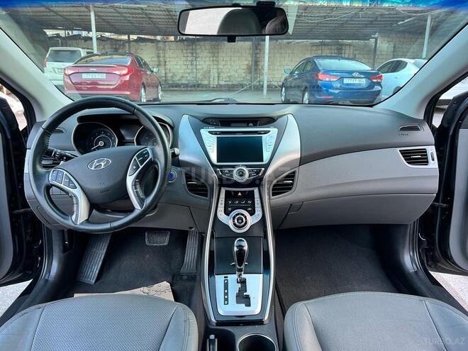 Hyundai Elantra 2011, 105,357 km - 1.8 l - Bakı