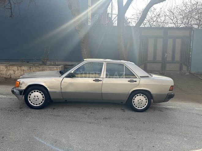 Mercedes 190 1989, 261,005 km - 2.0 l - Bakı