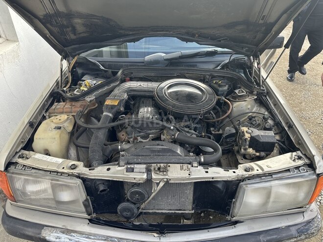 Mercedes 190 1989, 261,005 km - 2.0 l - Bakı