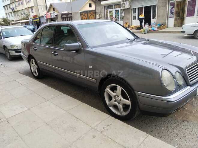 Mercedes E 240 1998, 450,000 km - 2.4 l - Bakı