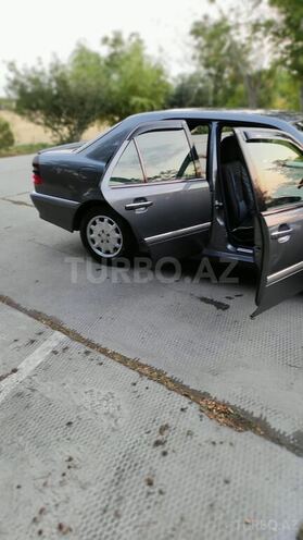 Mercedes C 240 1997, 246,000 km - 2.4 l - Bakı