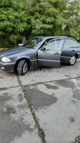Mercedes C 240 1997, 246,000 km - 2.4 l - Bakı