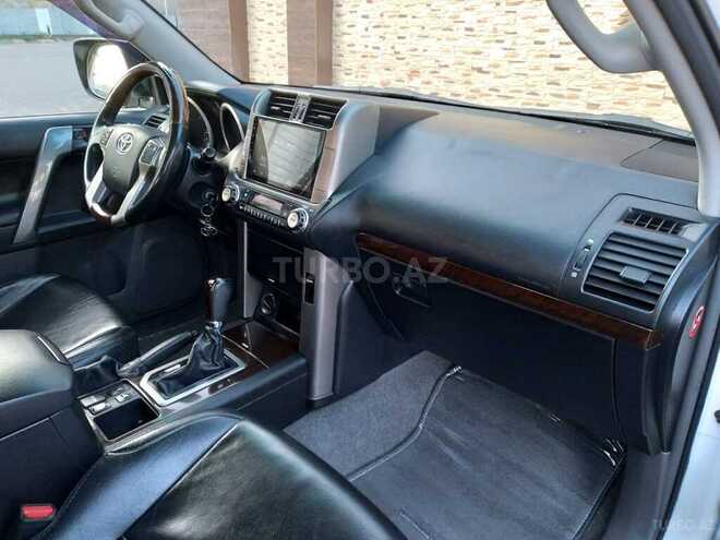Toyota Prado 2011, 182,000 km - 2.7 л - Bakı