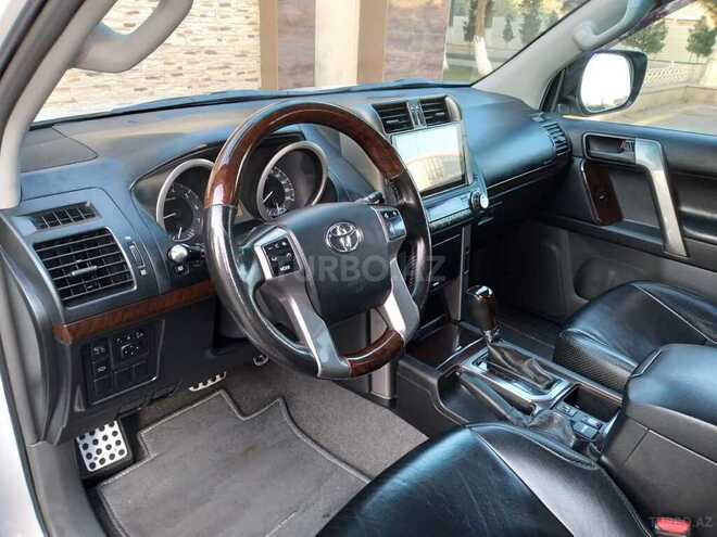 Toyota Prado 2011, 182,000 km - 2.7 л - Bakı
