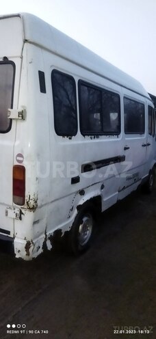 Mercedes  1993, 85,500 km - 2.4 l - Sabirabad