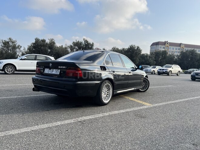 BMW 528 2000, 280,000 km - 2.8 л - Bakı
