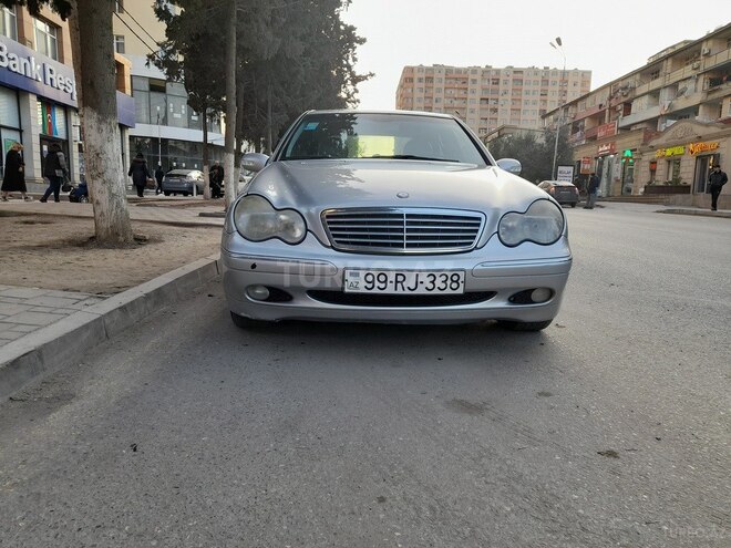 Mercedes C 200 2001, 338,000 km - 2.0 л - Bakı