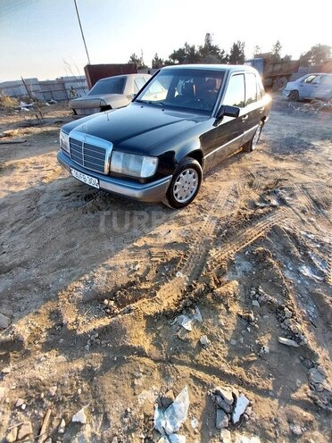 Mercedes E 230 1994, 115,000 km - 2.5 л - Bakı