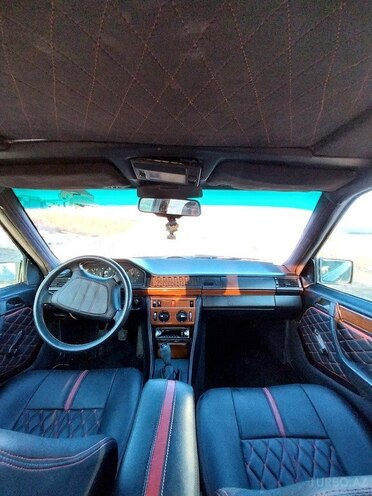 Mercedes E 230 1994, 115,000 km - 2.5 л - Bakı