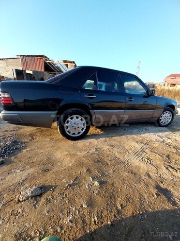 Mercedes E 230 1994, 115,000 km - 2.5 л - Bakı