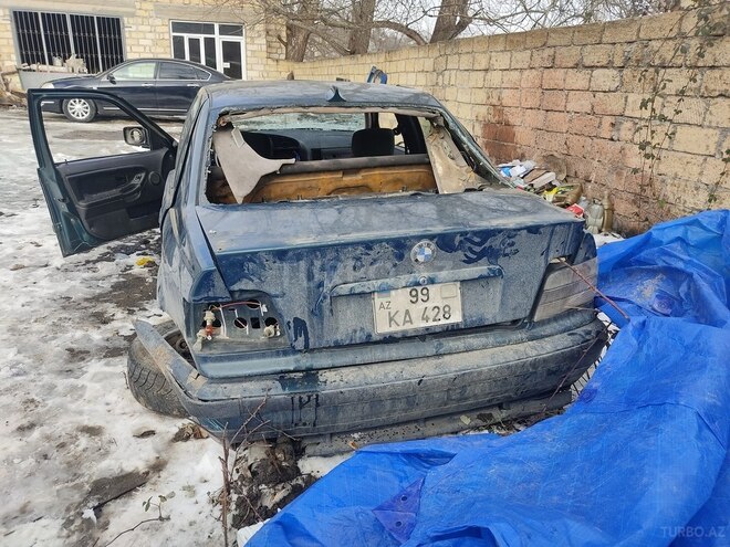 BMW 316 1994, 500,000 km - 1.6 l - Qusar