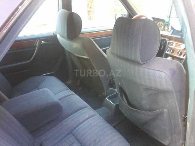 Mercedes E 260 1991, 253,680 km - 2.6 л - Bakı