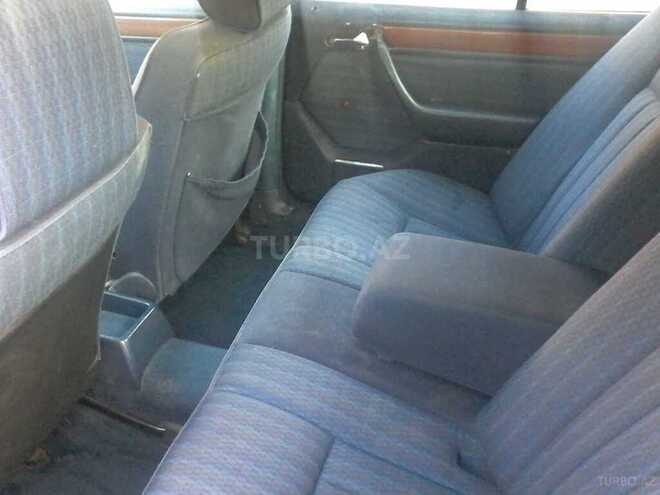 Mercedes E 260 1991, 253,680 km - 2.6 л - Bakı