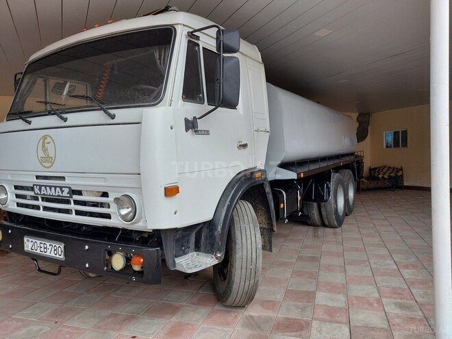 KamAz 53212 1990, 500,000 km - 11.0 l - Tovuz