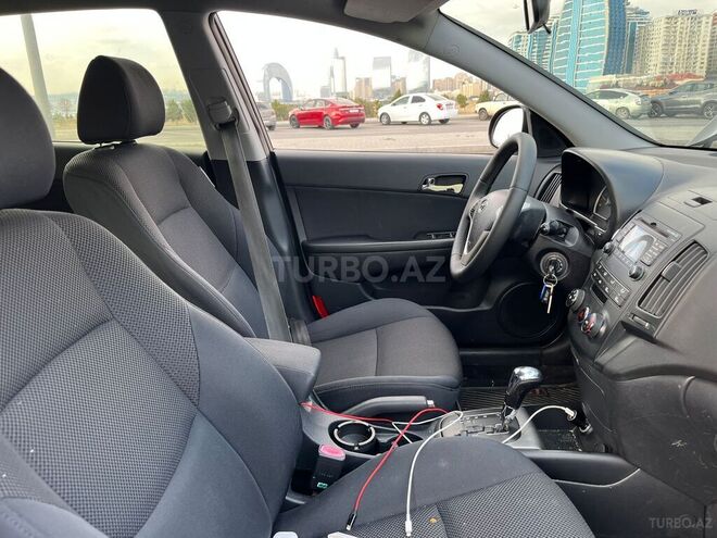 Hyundai i30 2008, 204,000 km - 1.6 л - Bakı