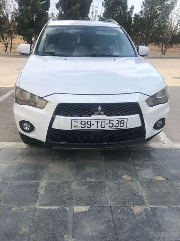 Mitsubishi Outlander 2011, 178,637 km - 2.4 л - Bakı