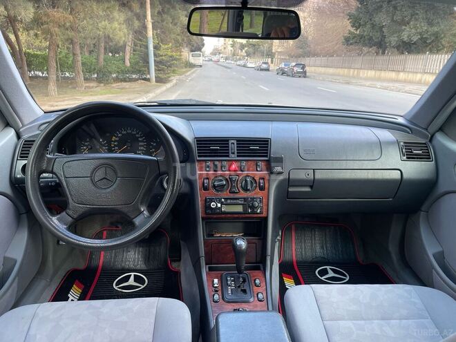 Mercedes C 200 1997, 326,000 km - 2.0 л - Bakı