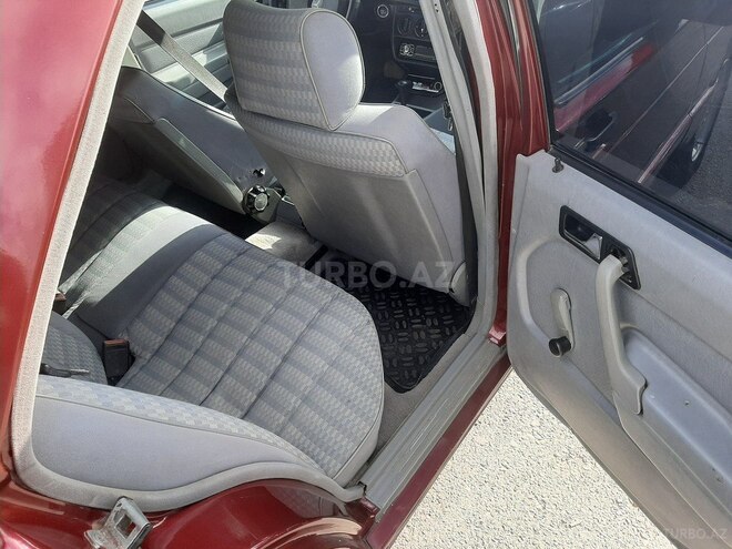 Mercedes 190 1992, 228,000 km - 2.0 л - Bakı