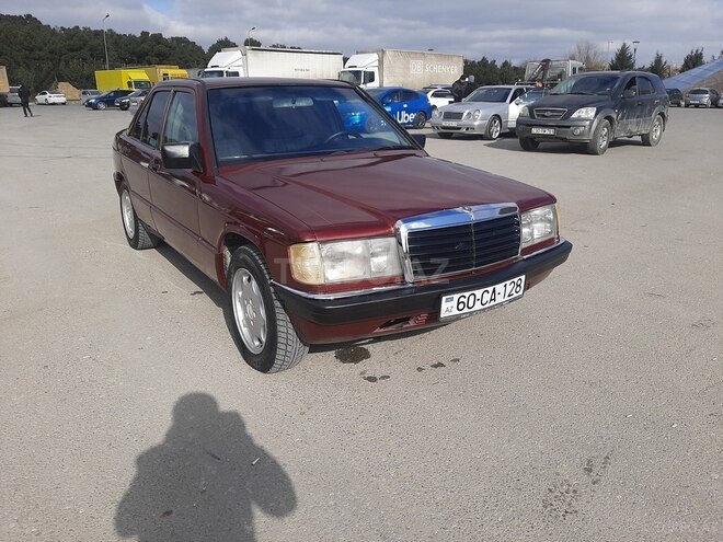 Mercedes 190 1992, 228,000 km - 2.0 л - Bakı