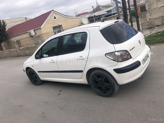 Peugeot 307 2003, 270,000 km - 1.6 l - Bakı