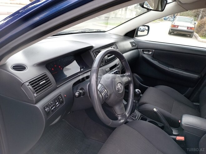 Toyota Corolla 2006, 180,000 km - 1.4 l - Bakı