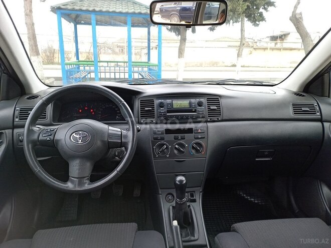 Toyota Corolla 2006, 180,000 km - 1.4 l - Bakı
