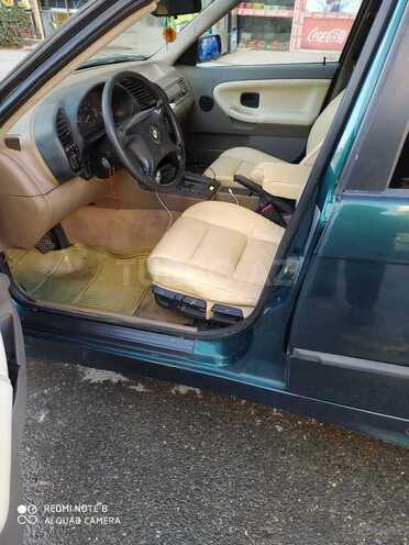 BMW 318 1998, 395,000 km - 1.8 l - Bakı