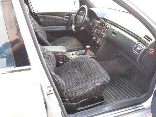 Mercedes E 280 1996, 318,000 km - 2.8 л - Tovuz