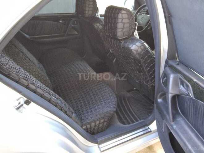 Mercedes E 280 1996, 318,000 km - 2.8 л - Tovuz