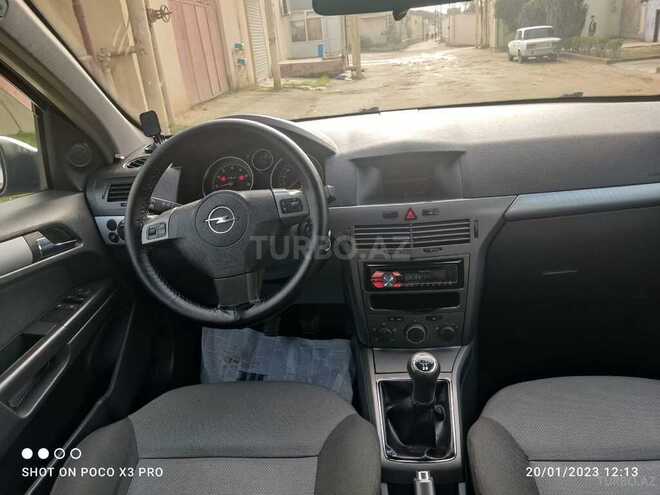 Opel Astra 2004, 212,000 km - 1.4 l - Bakı
