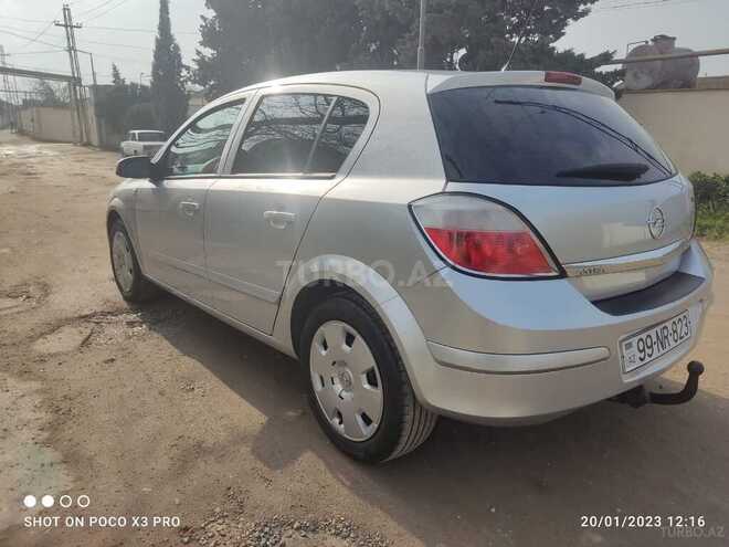 Opel Astra 2004, 212,000 km - 1.4 l - Bakı