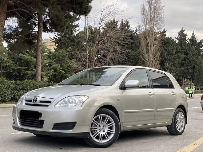 Toyota Corolla 2006, 216,000 km - 1.4 л - Bakı