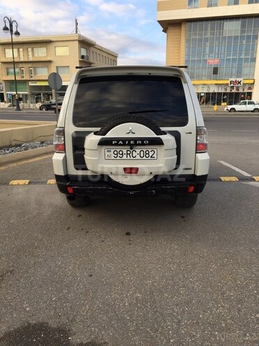 Mitsubishi Pajero 2008, 158,151 km - 3.0 л - Bakı