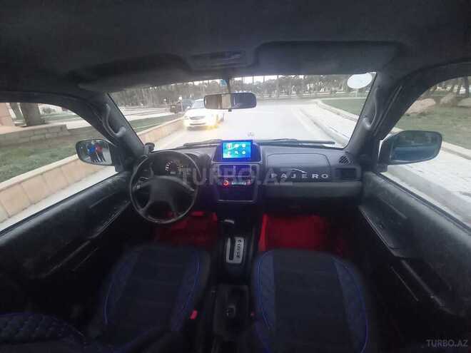 Mitsubishi Pajero io 1999, 300,000 km - 1.8 l - Bakı
