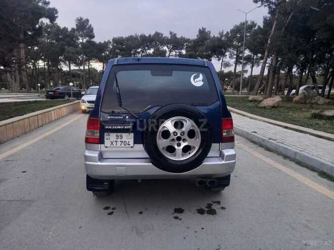 Mitsubishi Pajero io 1999, 300,000 km - 1.8 l - Bakı