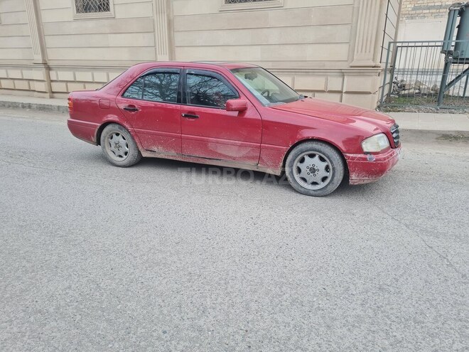 Mercedes C 180 1995, 180,000 km - 1.8 л - Gəncə