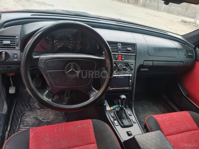 Mercedes C 180 1995, 180,000 km - 1.8 л - Gəncə