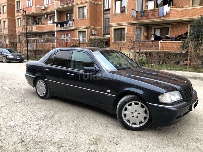 Mercedes C 240 1997, 322,101 km - 2.4 l - Bakı