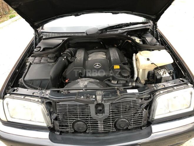 Mercedes C 240 1997, 322,101 km - 2.4 l - Bakı