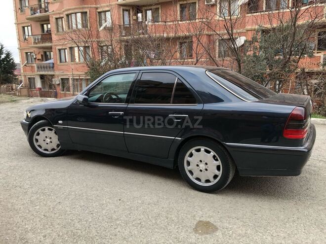 Mercedes C 240 1997, 322,101 km - 2.4 l - Bakı