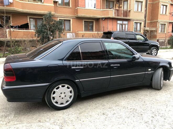 Mercedes C 240 1997, 322,101 km - 2.4 l - Bakı