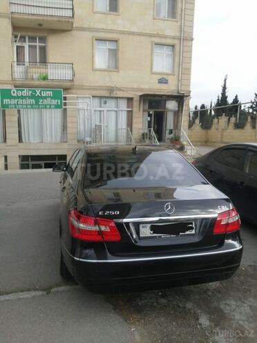 Mercedes E 250 2009, 357,000 km - 1.8 л - Bakı
