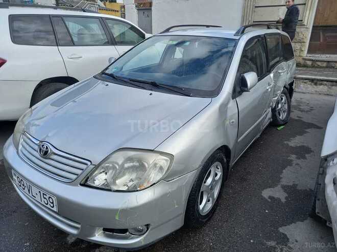 Toyota Corolla 2005, 260,000 km - 1.4 l - Bakı
