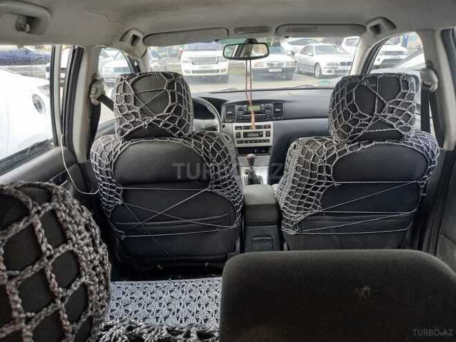 Toyota Corolla 2005, 260,000 km - 1.4 l - Bakı