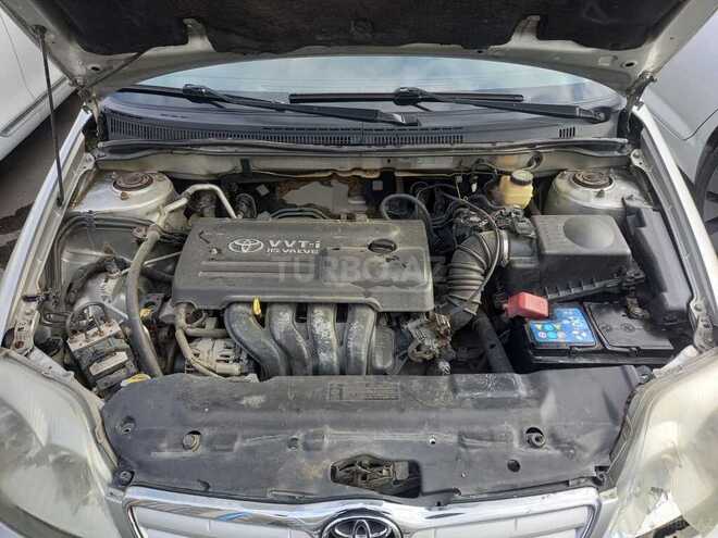 Toyota Corolla 2005, 260,000 km - 1.4 l - Bakı